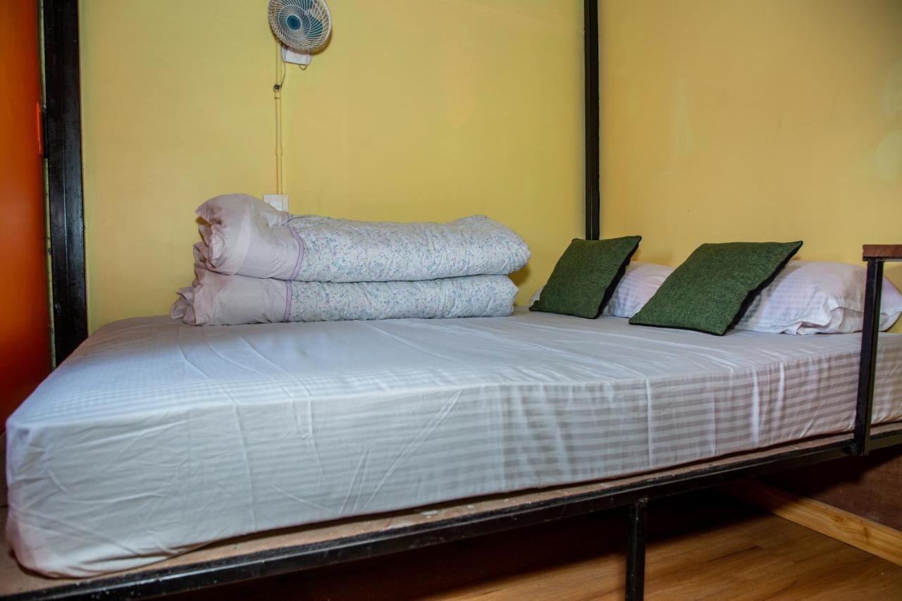 Trekkers Hostel Kathmandu Bagian luar foto