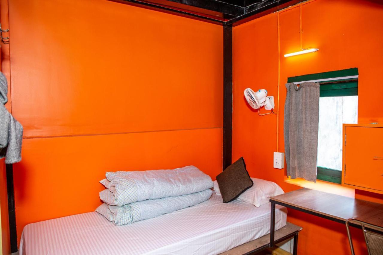 Trekkers Hostel Kathmandu Bagian luar foto